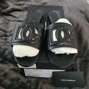 Dolce & Gabbana Cut Out DG flat sandals/slides